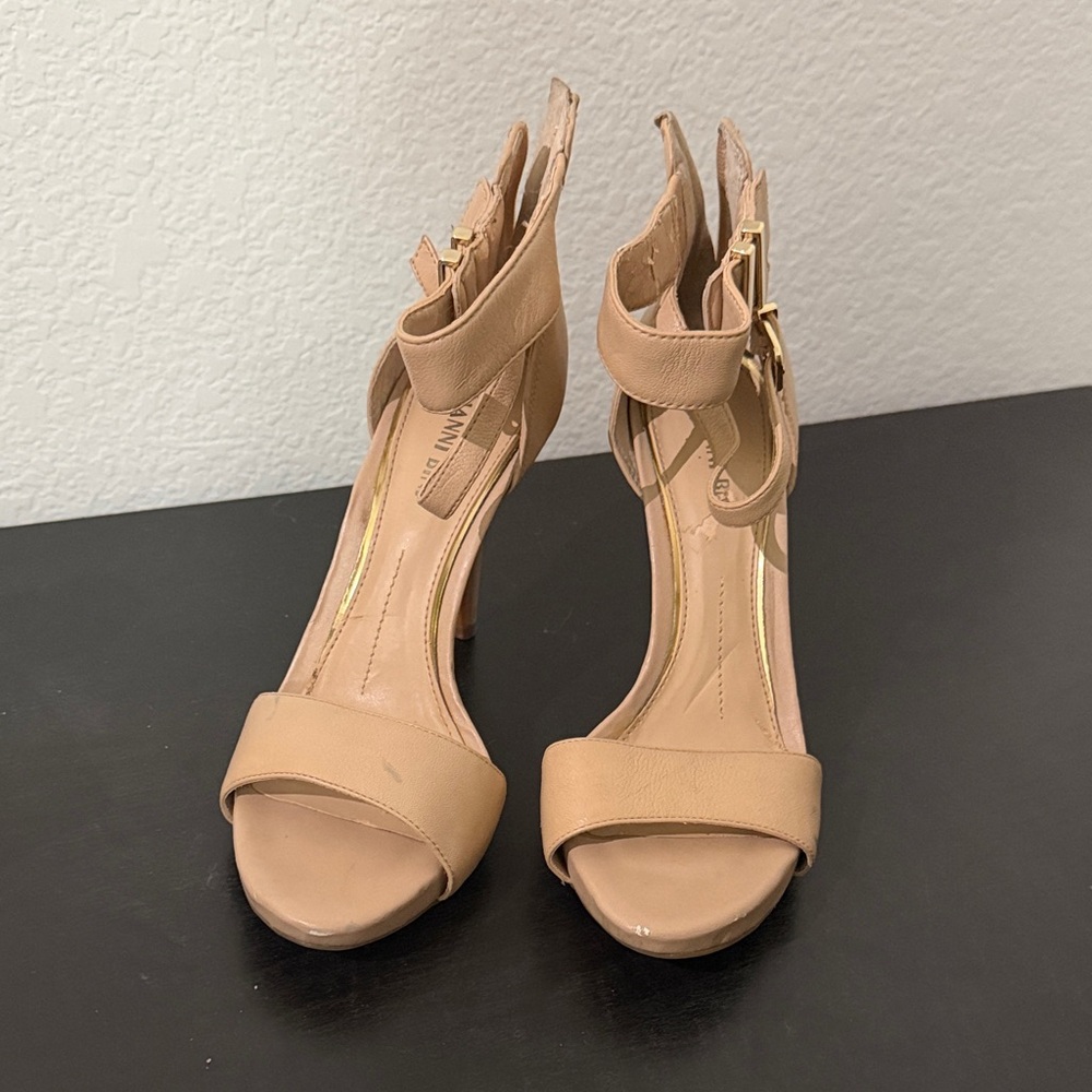 Gianni Bini Tan Women's Heels